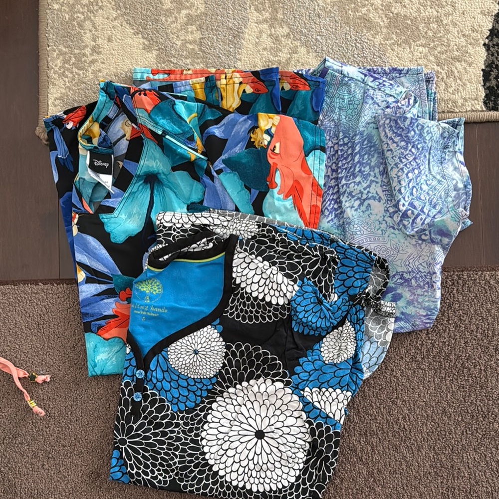 Small scrub tops